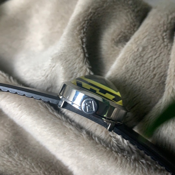 Fendi Bussola Bubble 20mm Watch main image 16